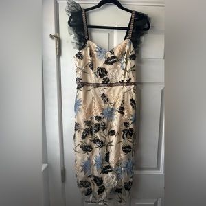 Lulus Show Stopper Cream Embroidered Sequin Bodycon Midi Dress-size M never worn